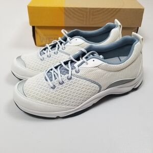 Dr. Weil Rhythm Walking Shoes Size 10